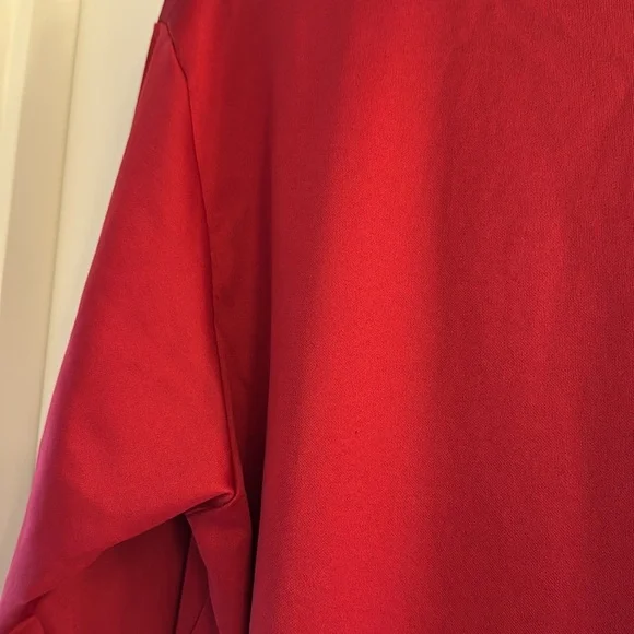 Under Armour long sleeve shirt. Mens size Medium - Picture 8 of 13